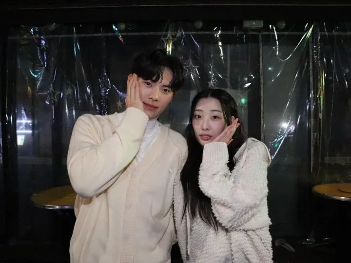 李彩玟与柳茶怜也是MZ世代演员情侣